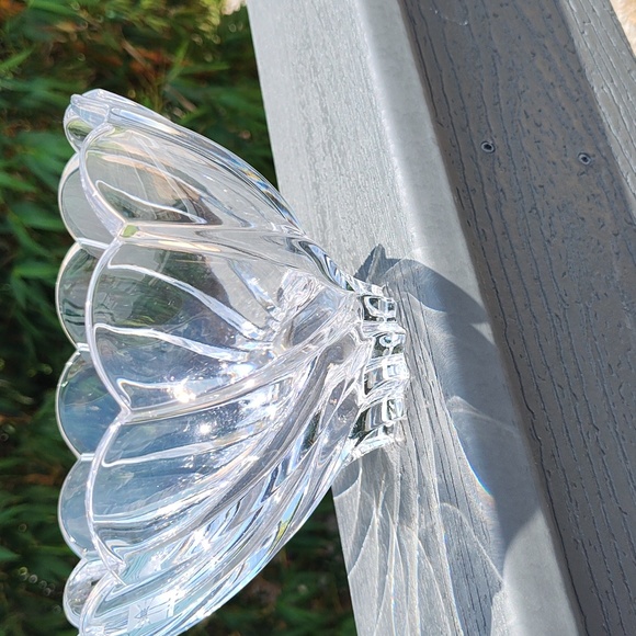 Waterford Crystal Round Bowl Signed Scalloped Edges with twist 7" Across - Picture 3 of 5